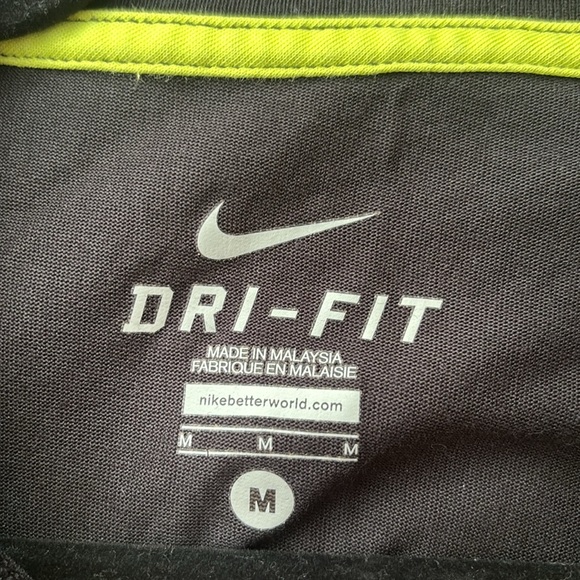 Nike Dri-Fit T-Shirt (Men’s M) - Picture 2 of 4